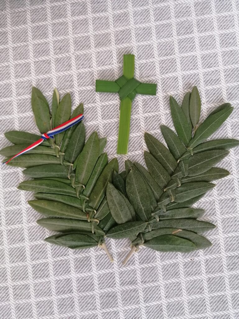 Uskrsna radionica pletenja maslinovih grančica i izrade golubica od srčike divlje smokve u Kaštel Sućurcu