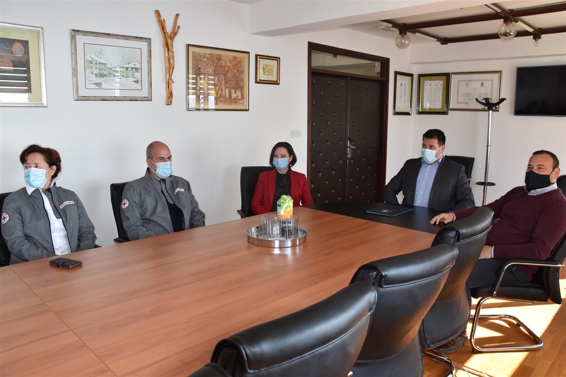 Čelnici Grada Kaštela primili predstavnike Crvenog križa