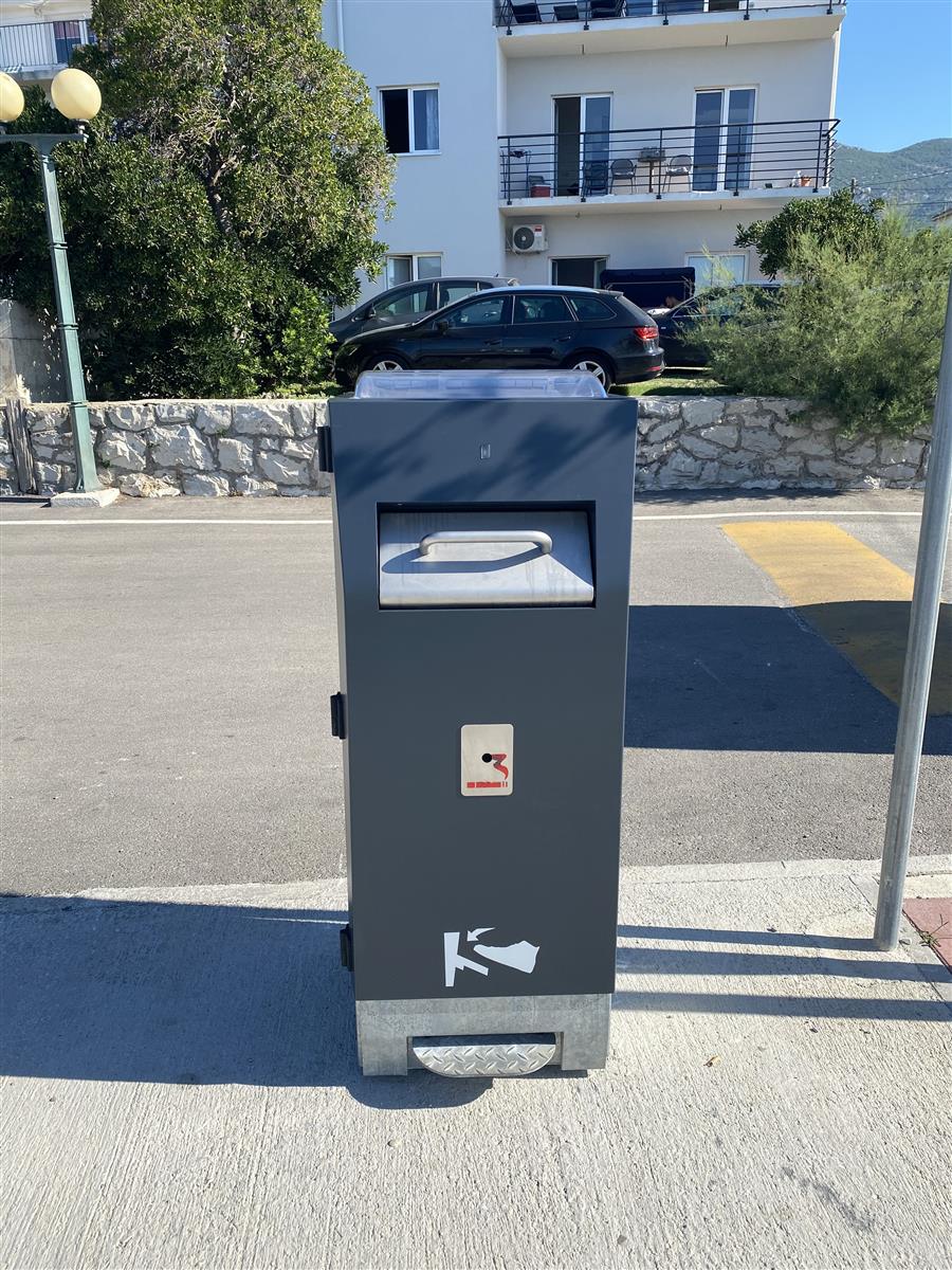 Kaštela dobila „pametnu kantu“ za zbrinjavanje otpada
