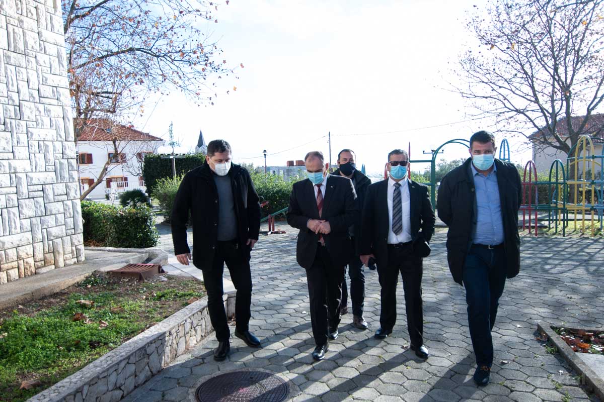 Predstavnici Županije i Grada obišli dovršene radove energetske obnove Centra Mir u Rudinama