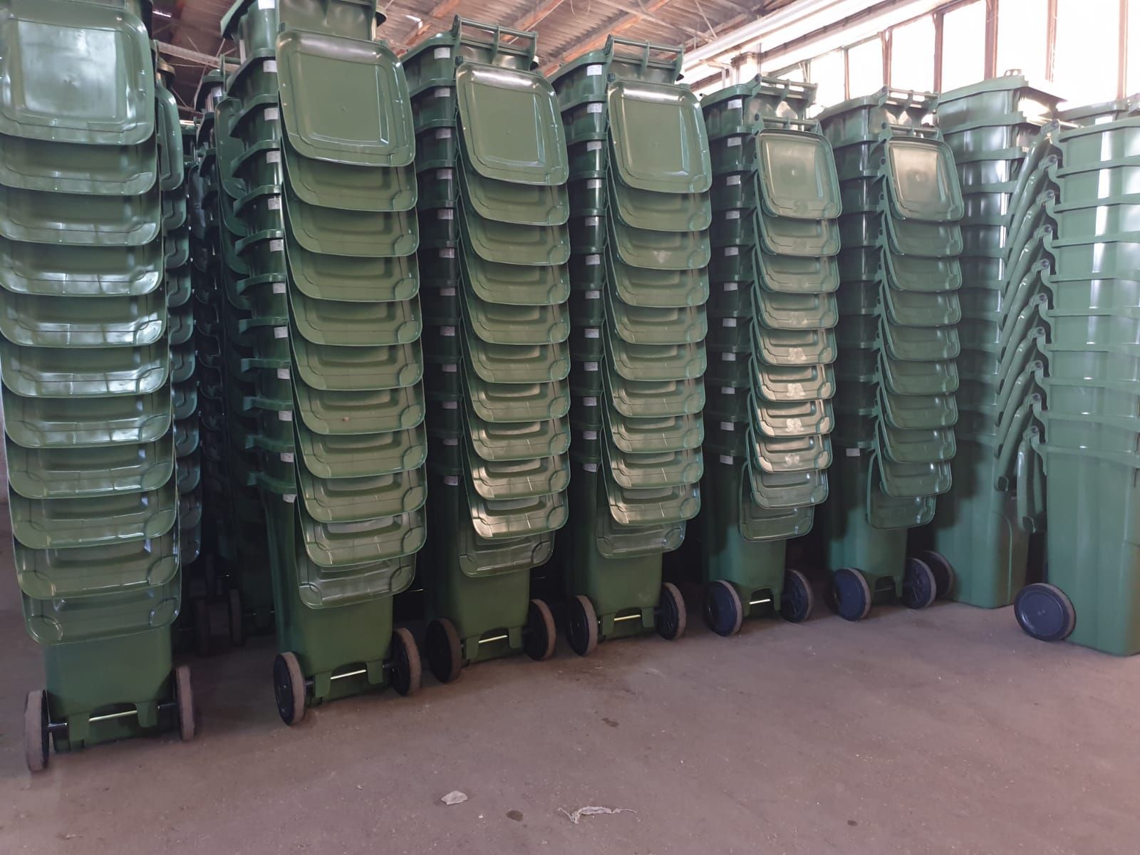 Zeleno i modro nastavlja s podjelom spremnika za miješani komunalni otpad