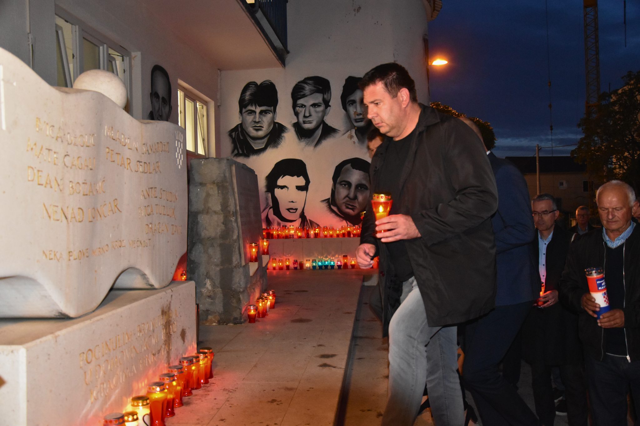 C719fee6 30b9 49dc Abb8 845c72d6b817