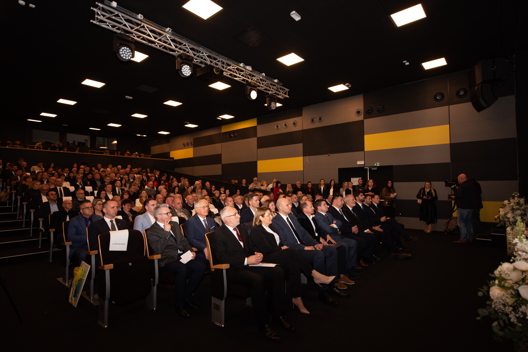 Svecana Sjednica Gv 01