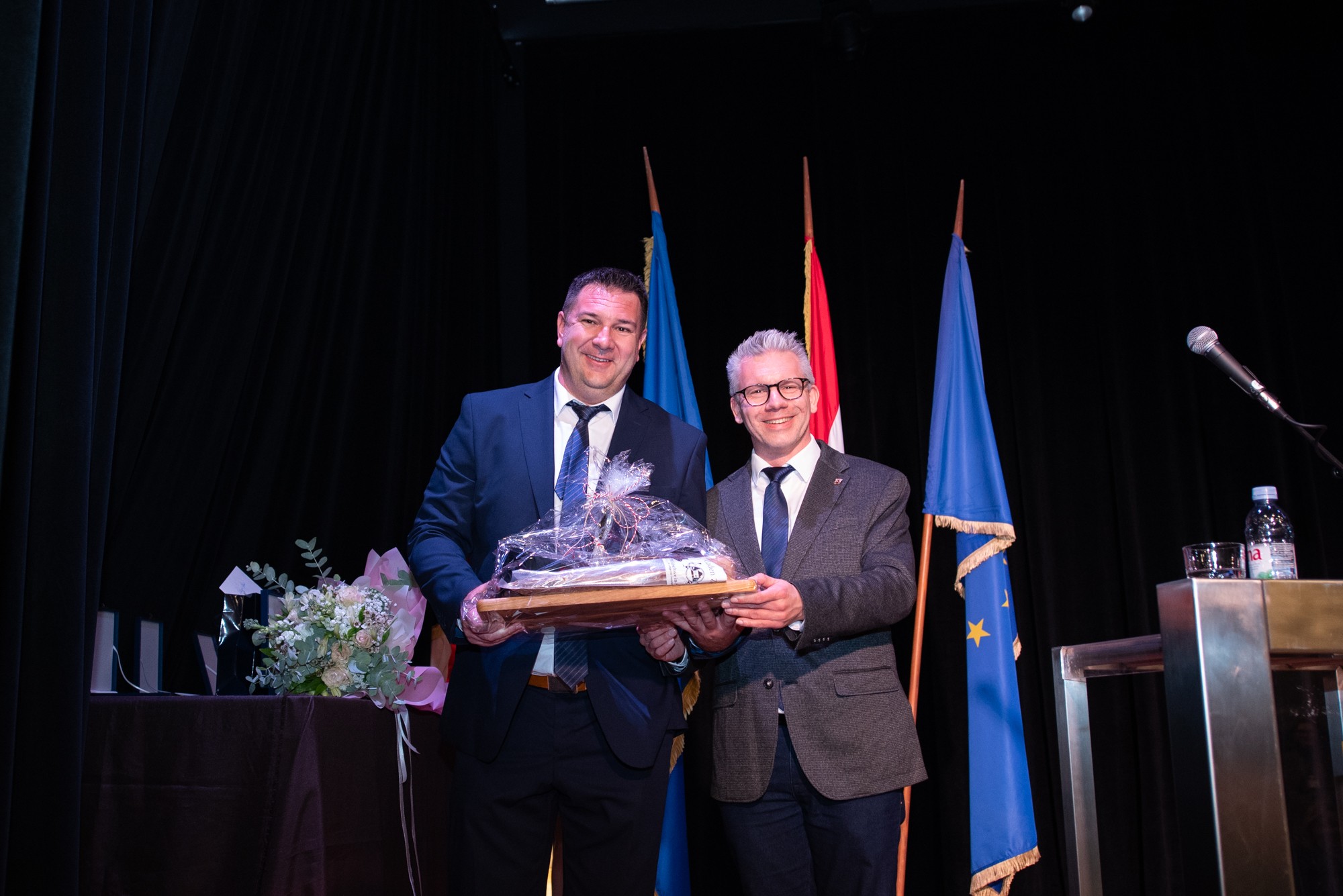 Svecana Sjednica Gv 04