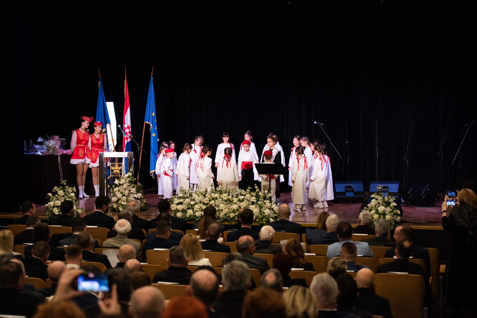 Svecana Sjednica Gv 12