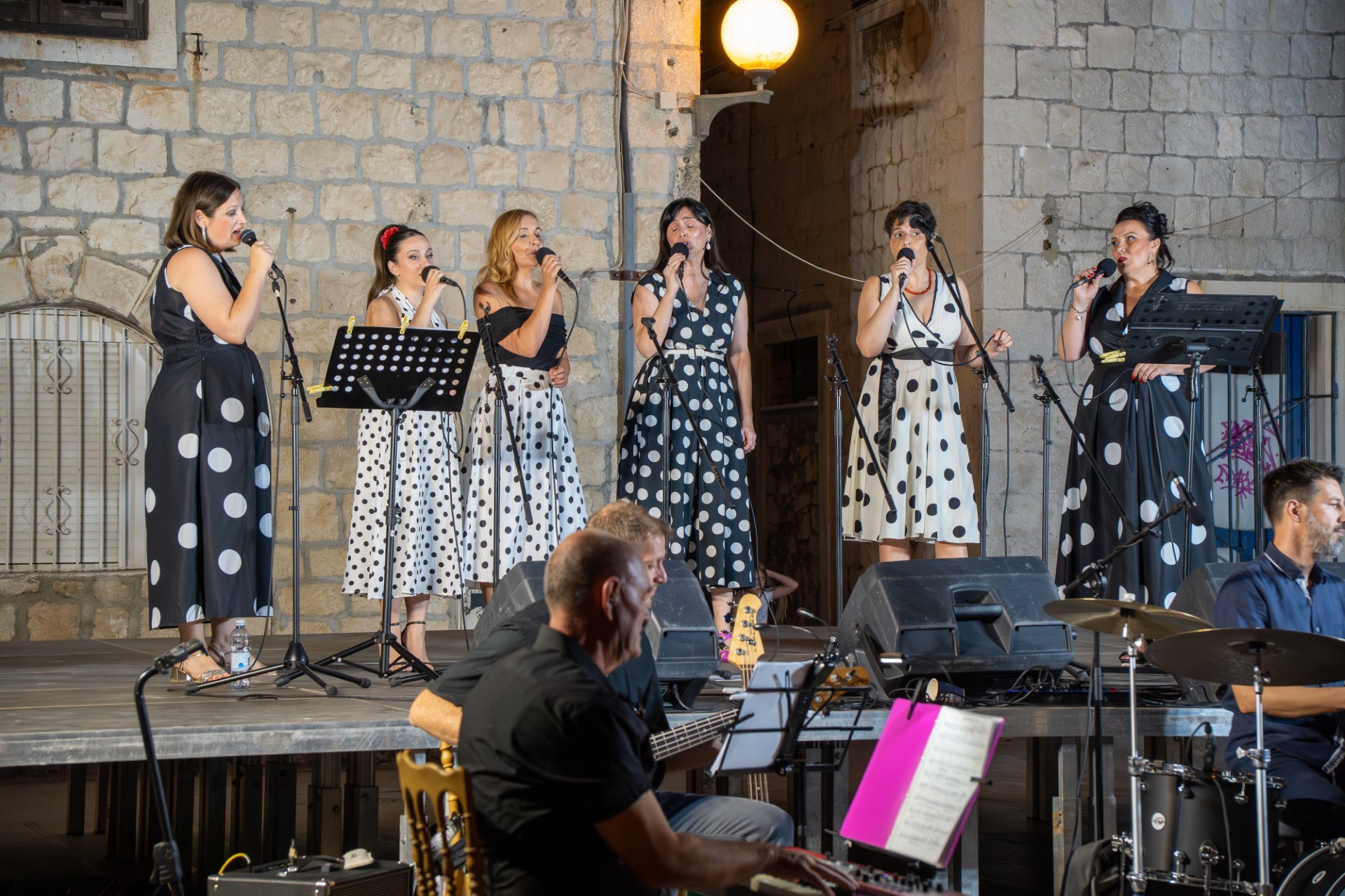 PIVAN TI GRADE – Cjelovečernji koncert ženske klape Štorija i gostujućih izvođača – Kaštel Vitturi, Kaštel Lukšić